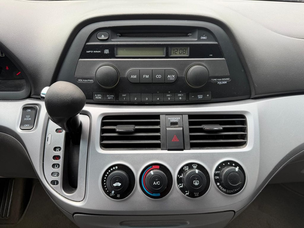 2009 Honda Odyssey Image 18