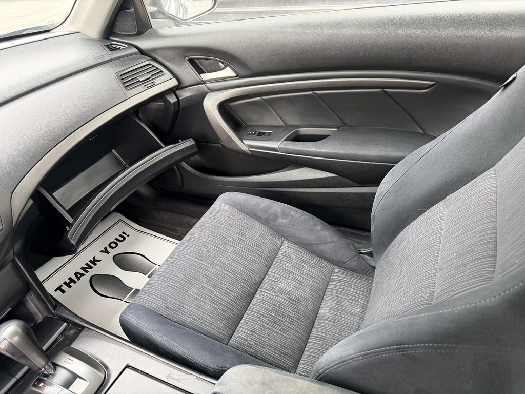 2011 Honda Accord Image 12