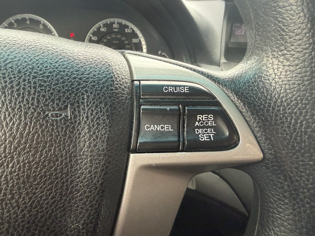 2011 Honda Accord Image 18