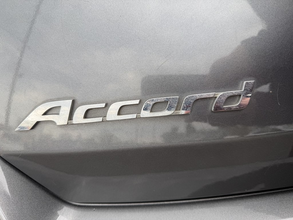 2011 Honda Accord Image 25