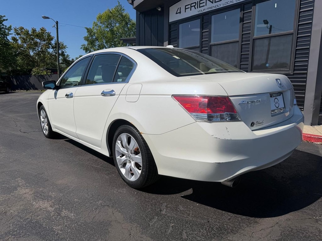 2009 Honda Accord Image 4