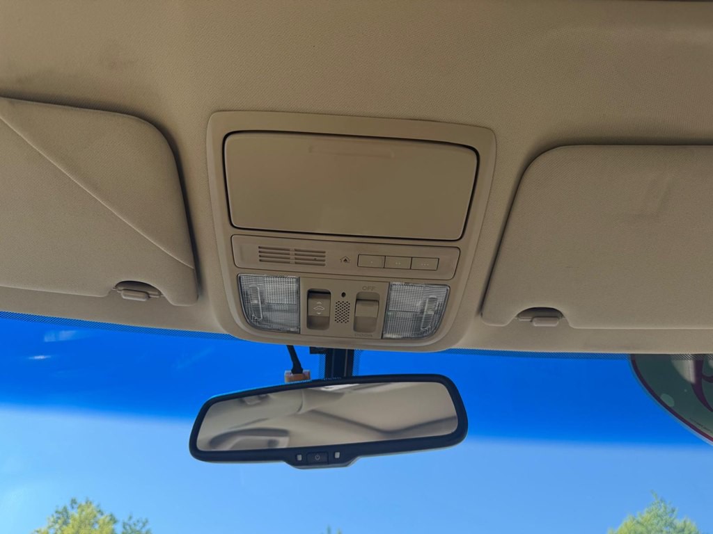 2009 Honda Accord Image 17