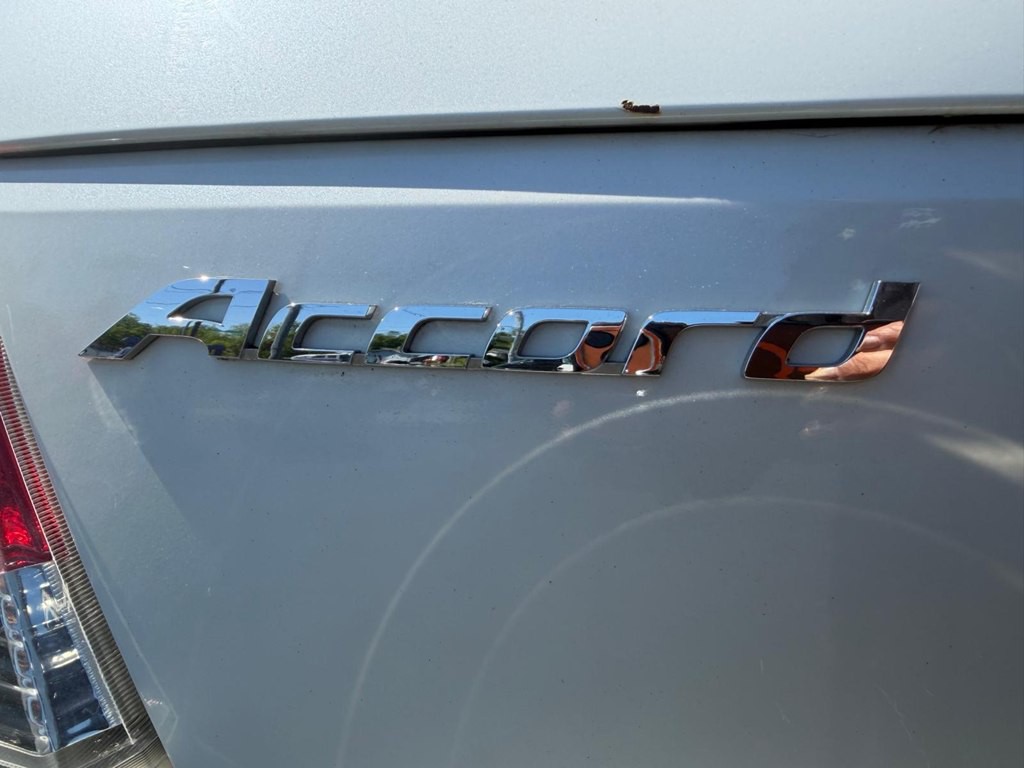 2009 Honda Accord Image 21