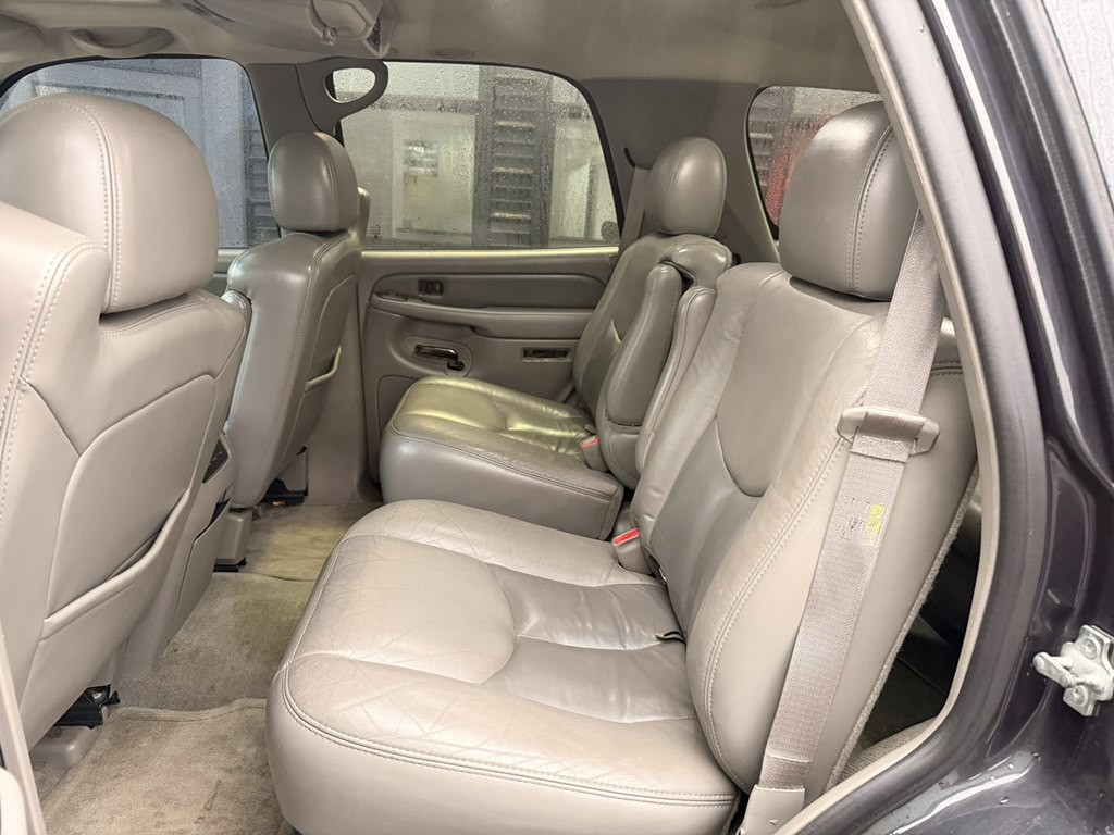 2004 GMC Yukon Image 15