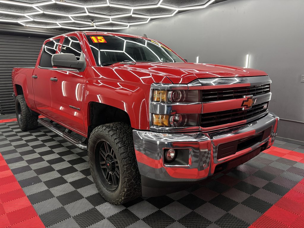 2015 Chevrolet Silverado 1500 Image 3