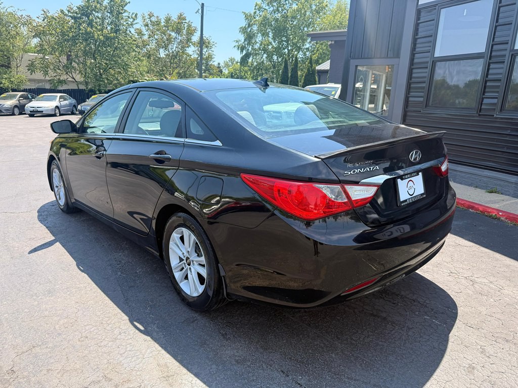 2013 Hyundai Sonata Image 4