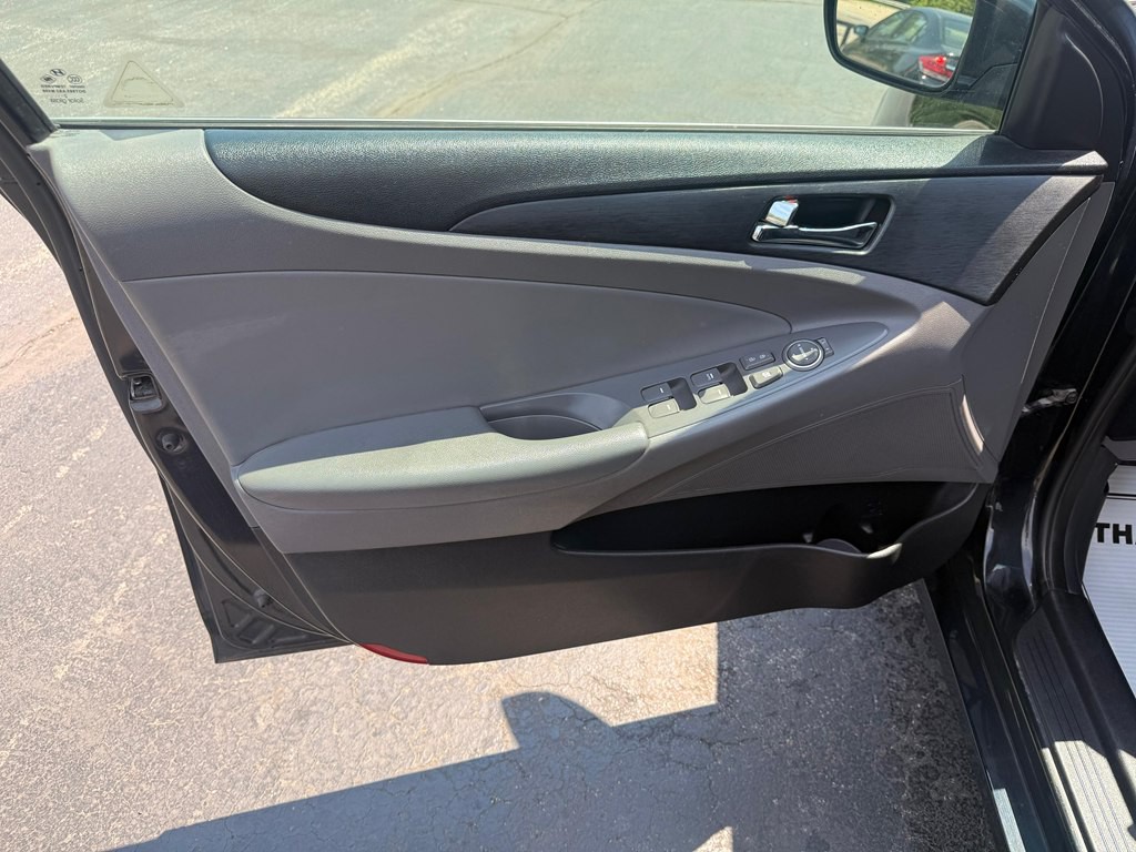 2013 Hyundai Sonata Image 5