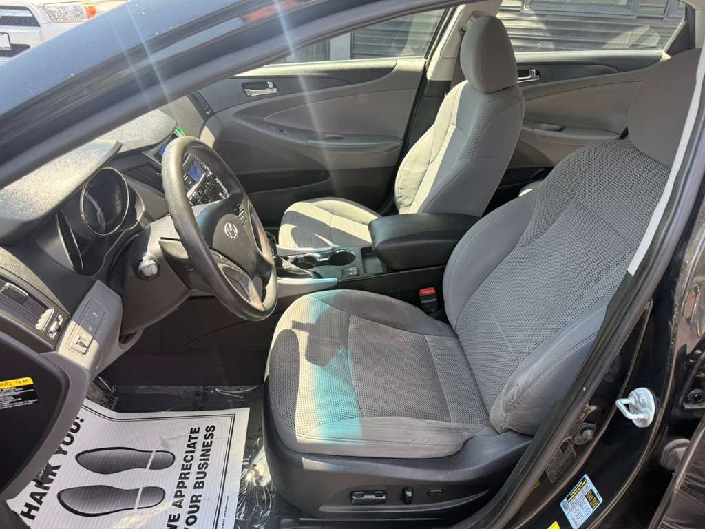 2013 Hyundai Sonata Image 6