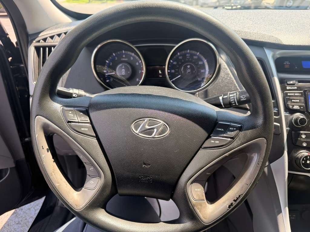 2013 Hyundai Sonata Image 10