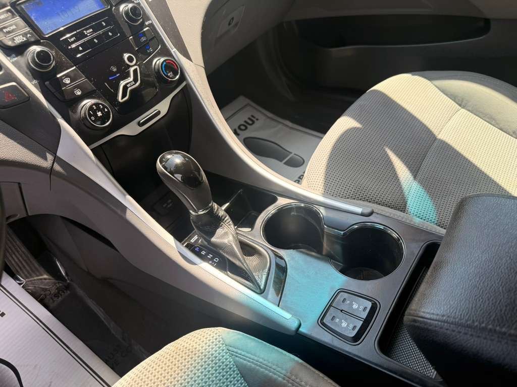2013 Hyundai Sonata Image 11