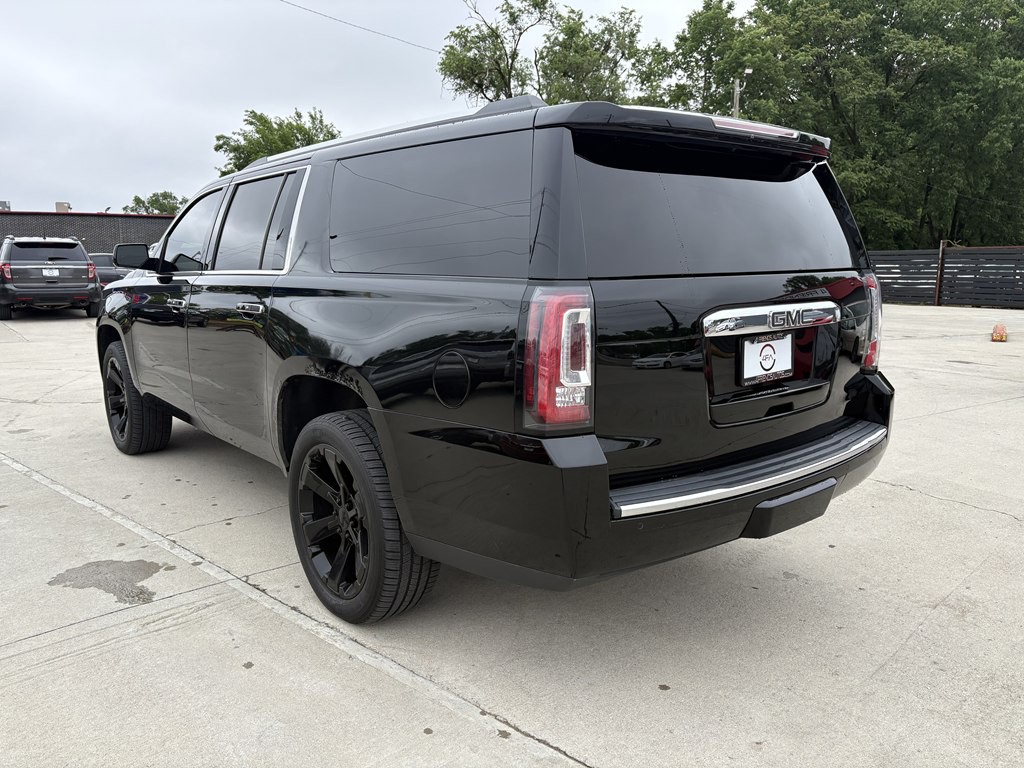2017 GMC Yukon Image 6
