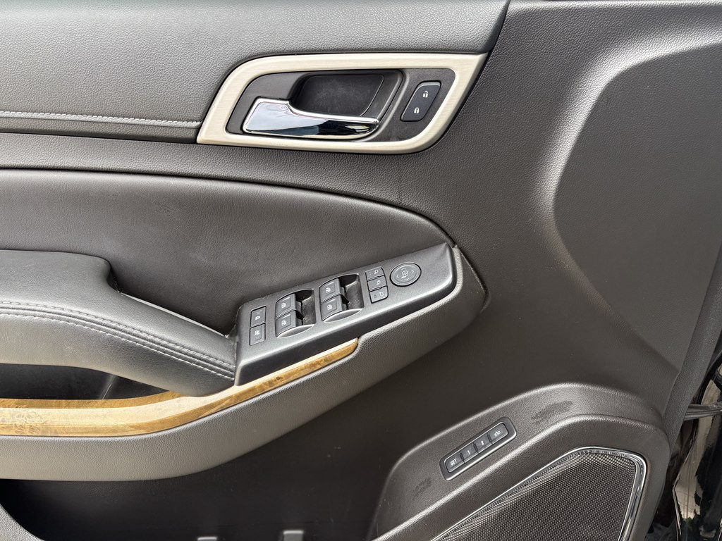 2017 GMC Yukon Image 8