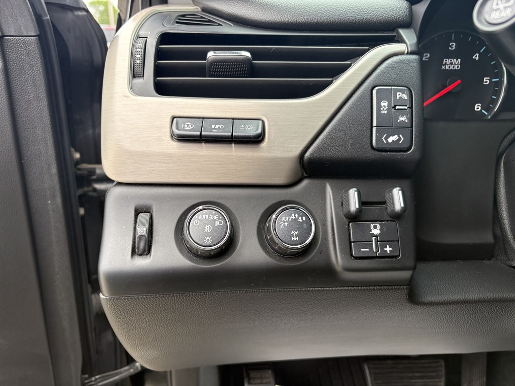 2017 GMC Yukon Image 20