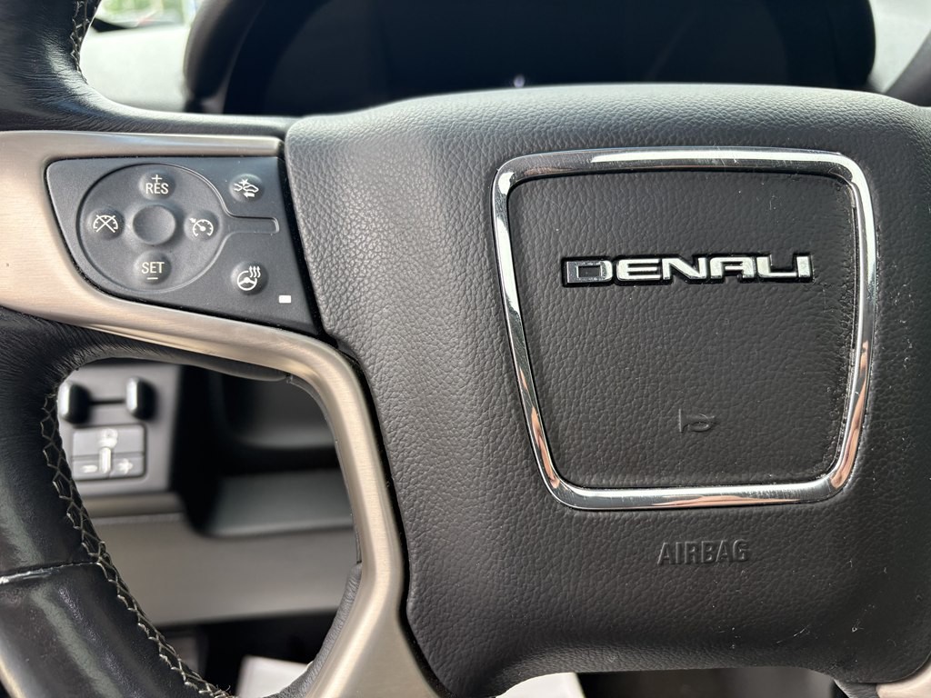2017 GMC Yukon Image 22