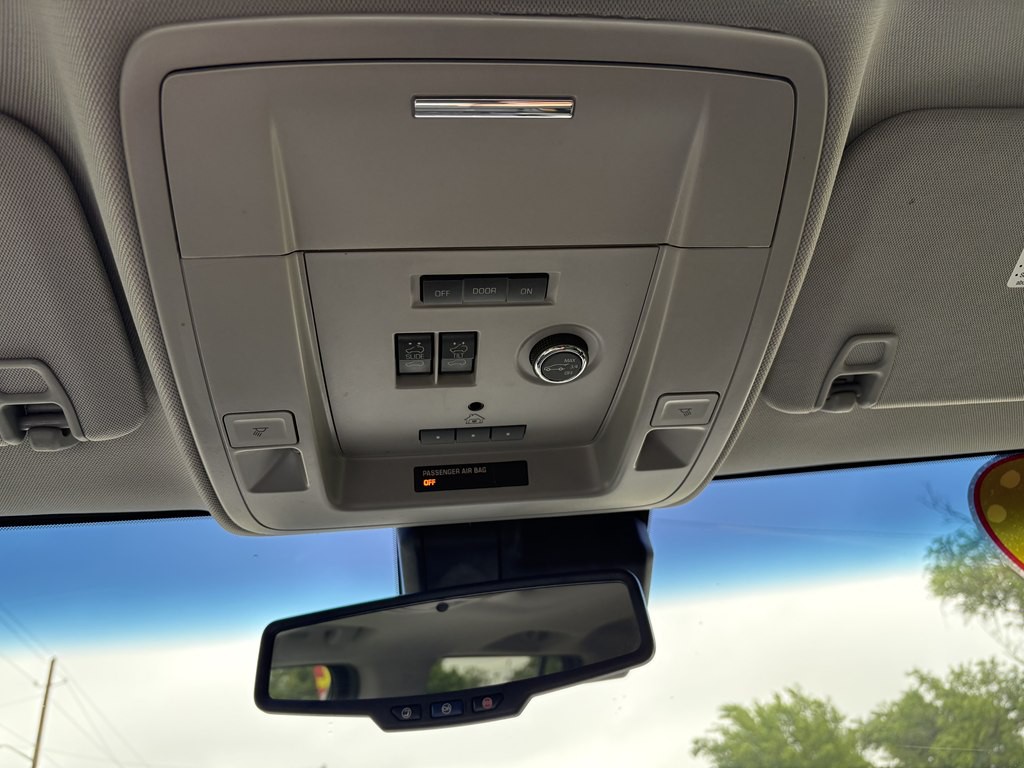 2017 GMC Yukon Image 30