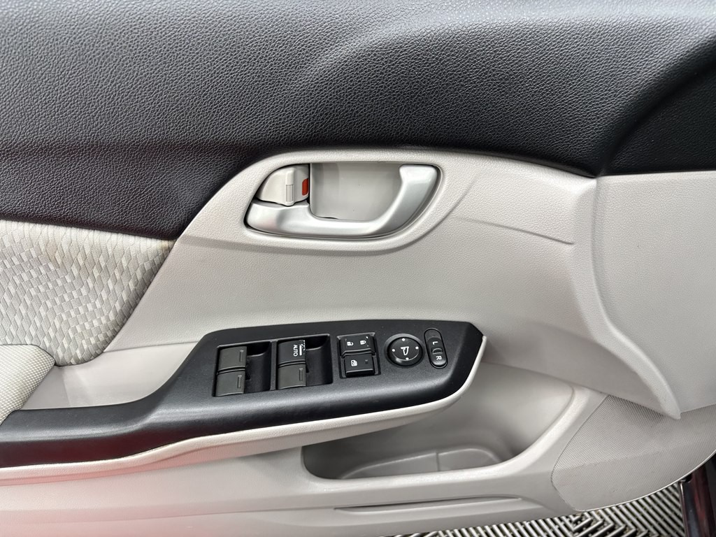 2014 Honda Civic Image 8