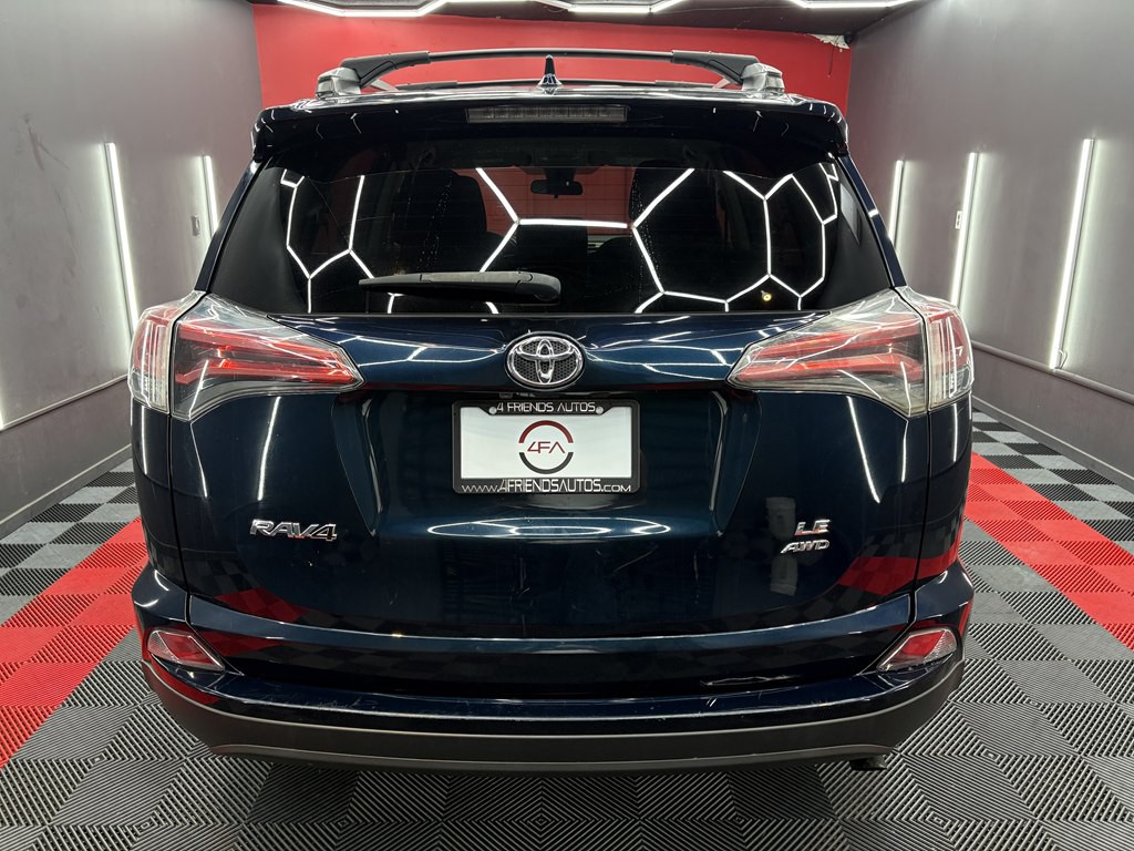 2017 Toyota Rav4 Image 4