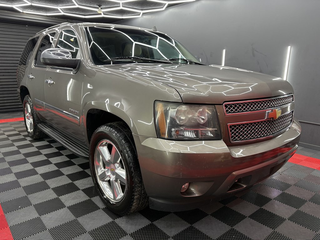 2011 Chevrolet Tahoe Image 3