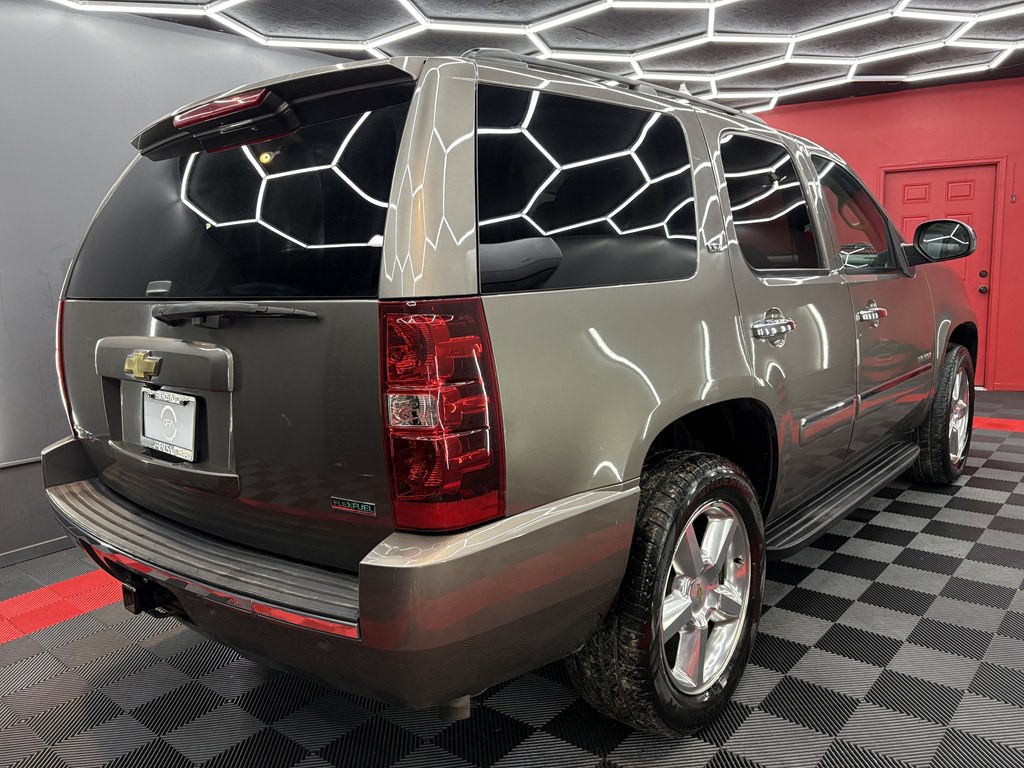 2011 Chevrolet Tahoe Image 4