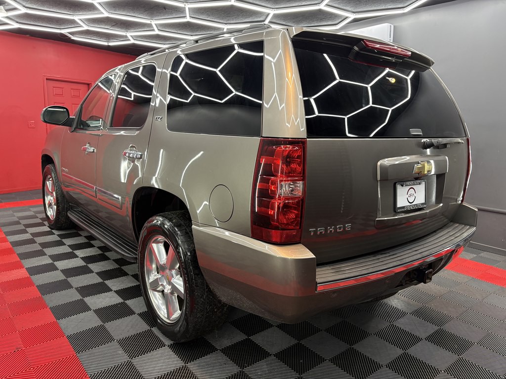 2011 Chevrolet Tahoe Image 6