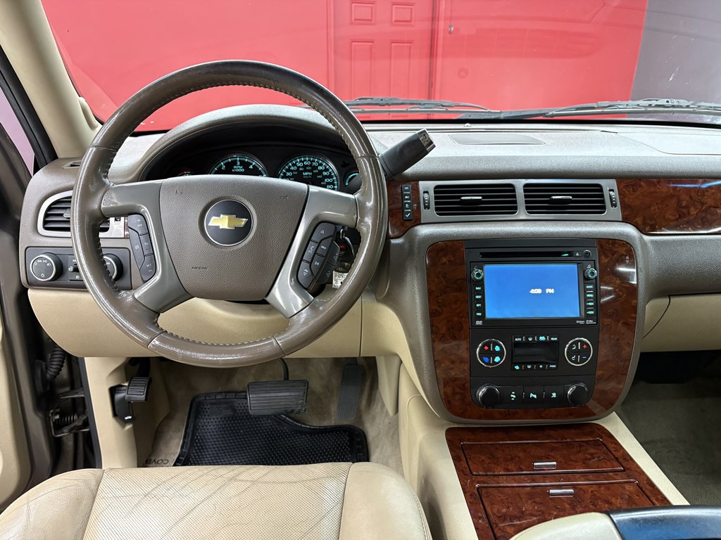 2011 Chevrolet Tahoe Image 16