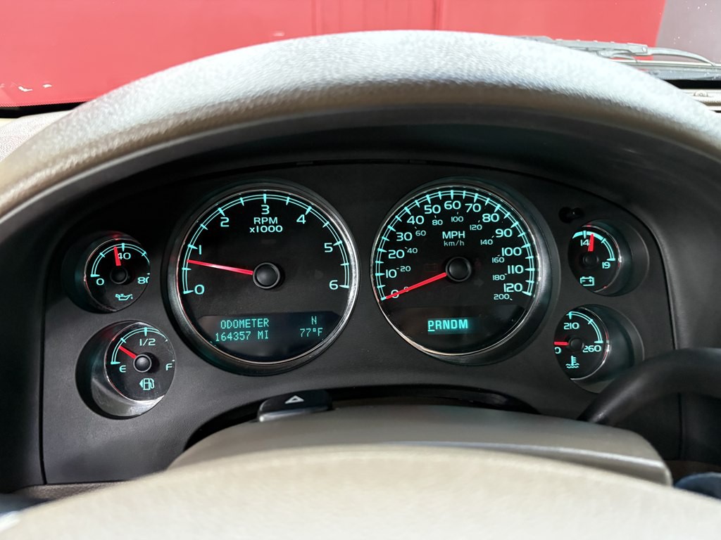 2011 Chevrolet Tahoe Image 21