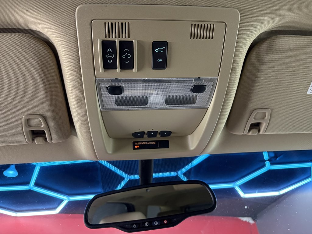 2011 Chevrolet Tahoe Image 24