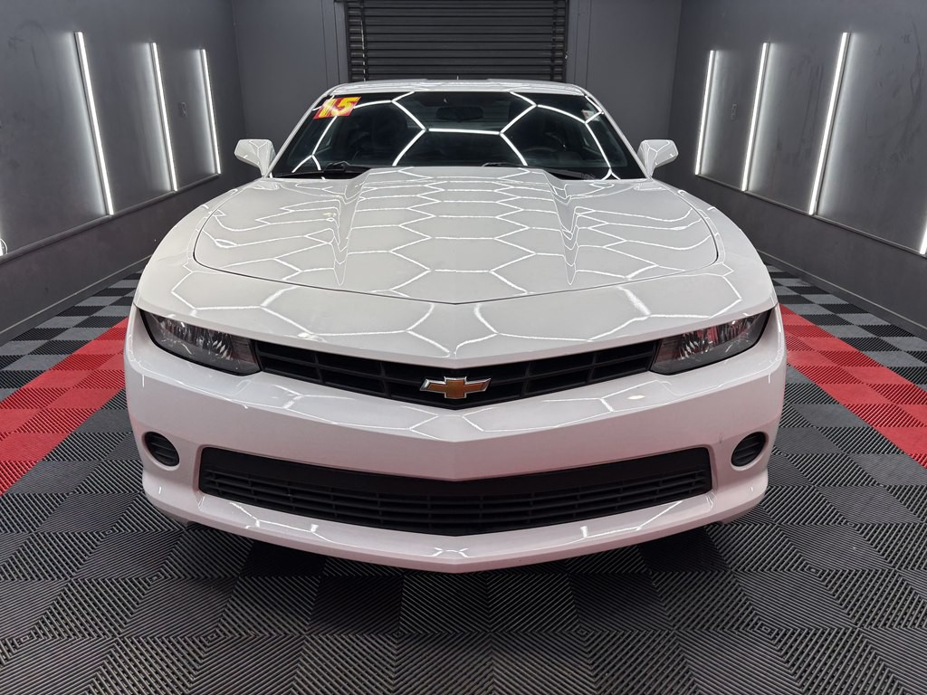 2015 Chevrolet Camaro Image 2