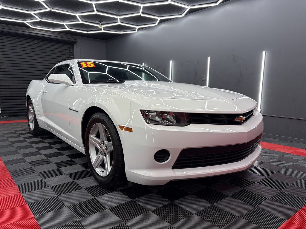 2015 Chevrolet Camaro Image 3
