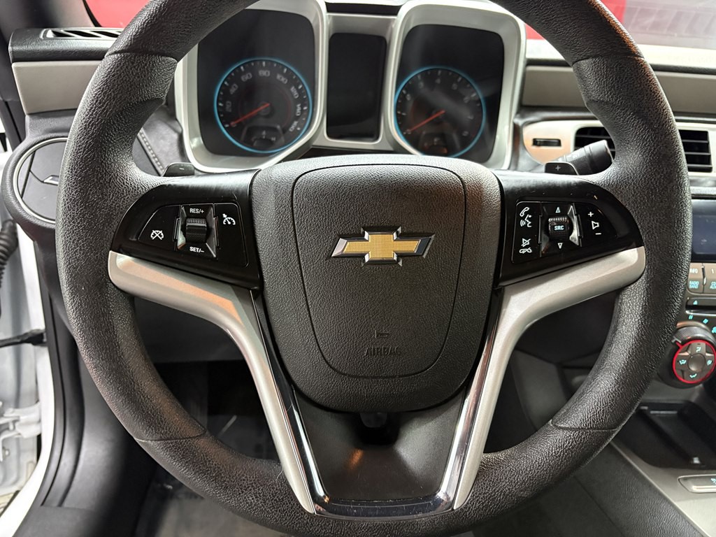 2015 Chevrolet Camaro Image 12