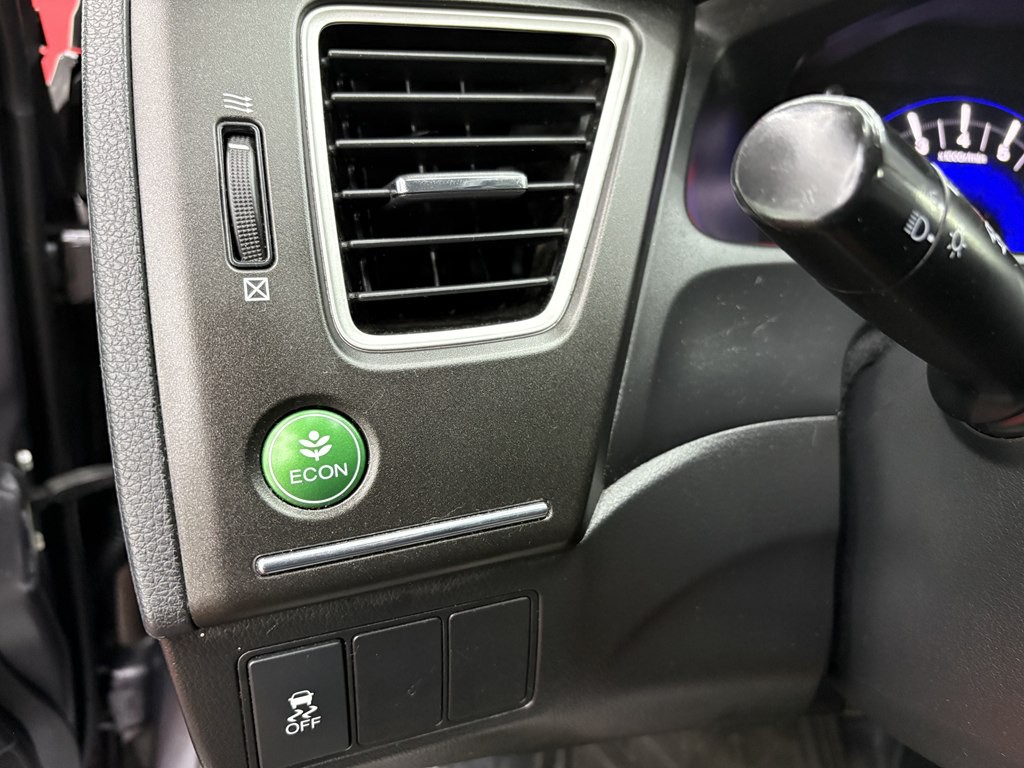 2015 Honda Civic Image 22