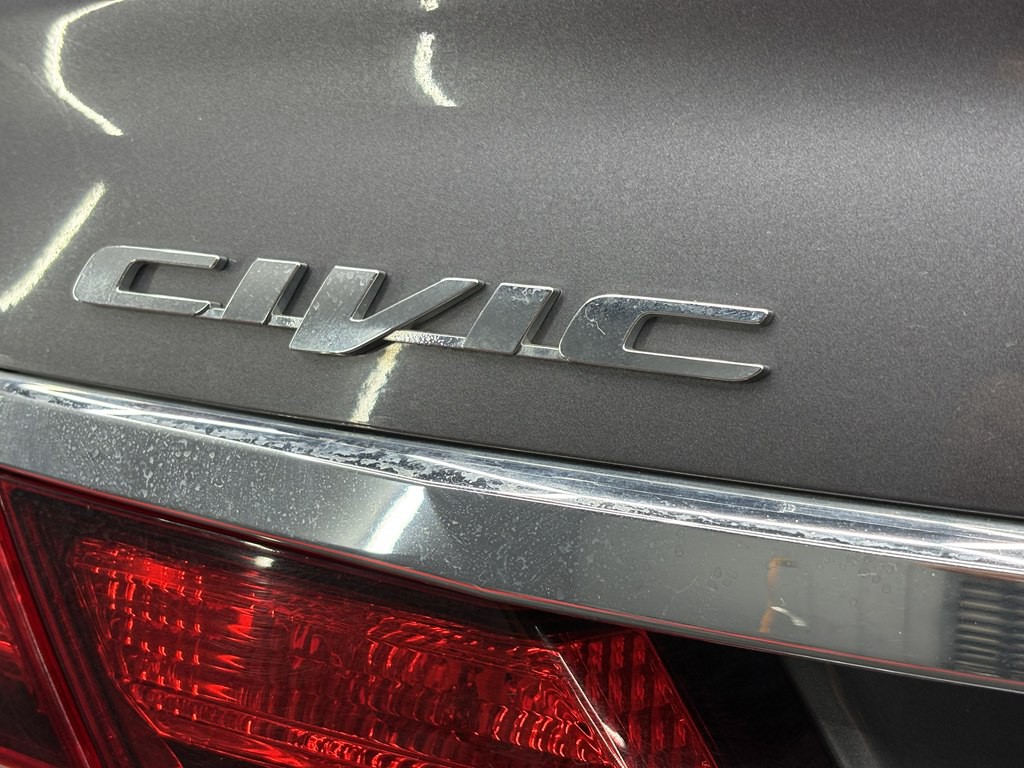 2015 Honda Civic Image 26