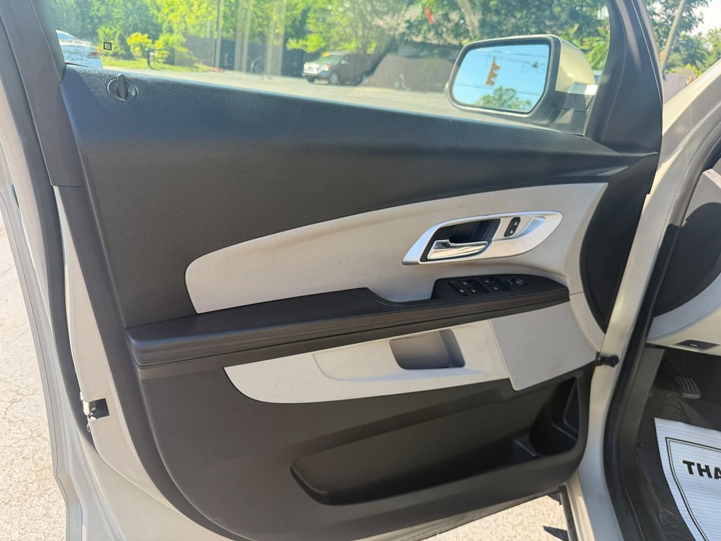 2015 Chevrolet Equinox Image 8