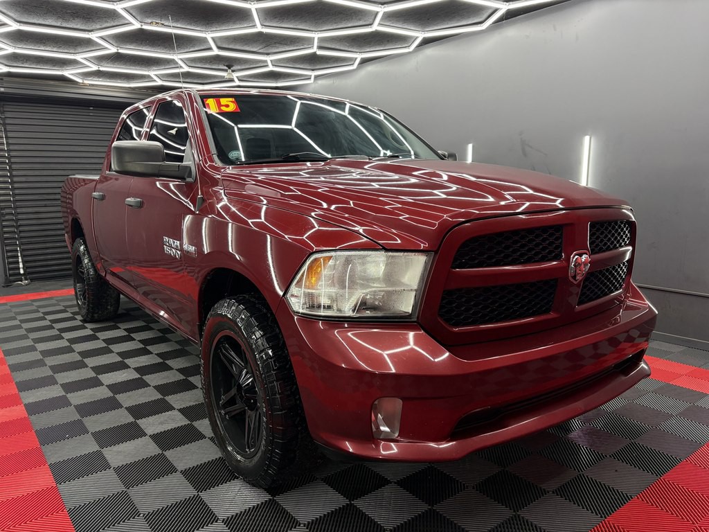 2015 RAM 1500 Image 3