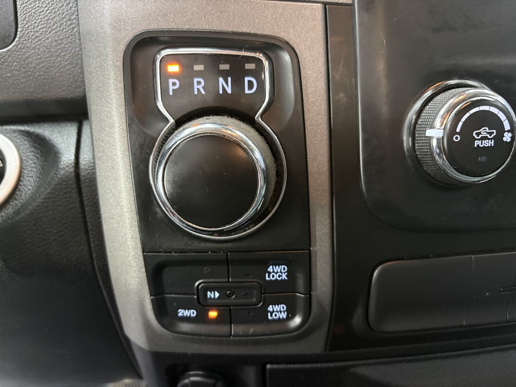 2015 RAM 1500 Image 17