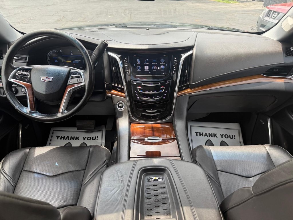 2016 Cadillac Escalade Image 12