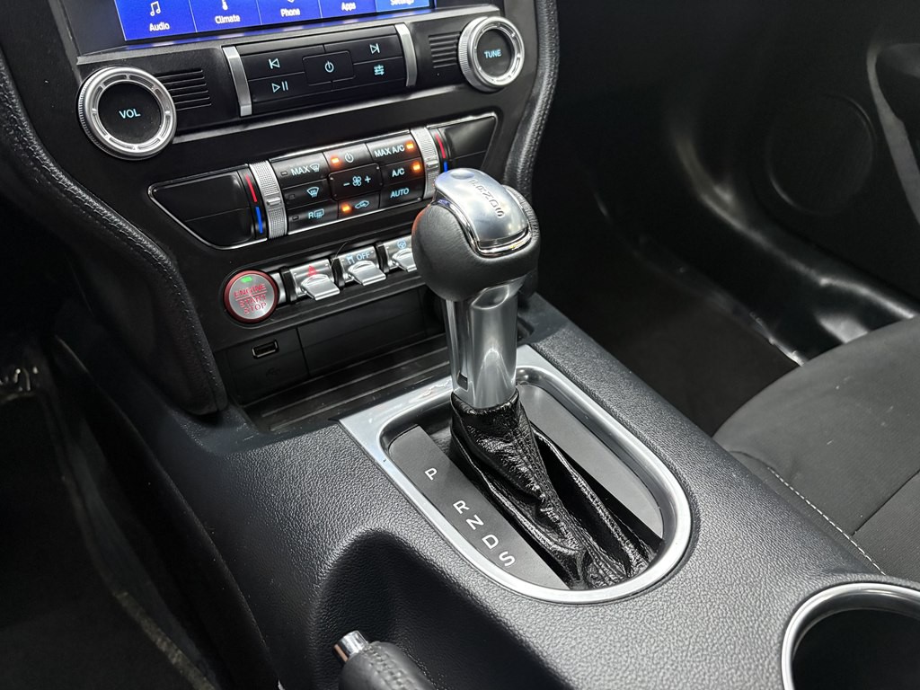 2021 Ford Mustang Image 16