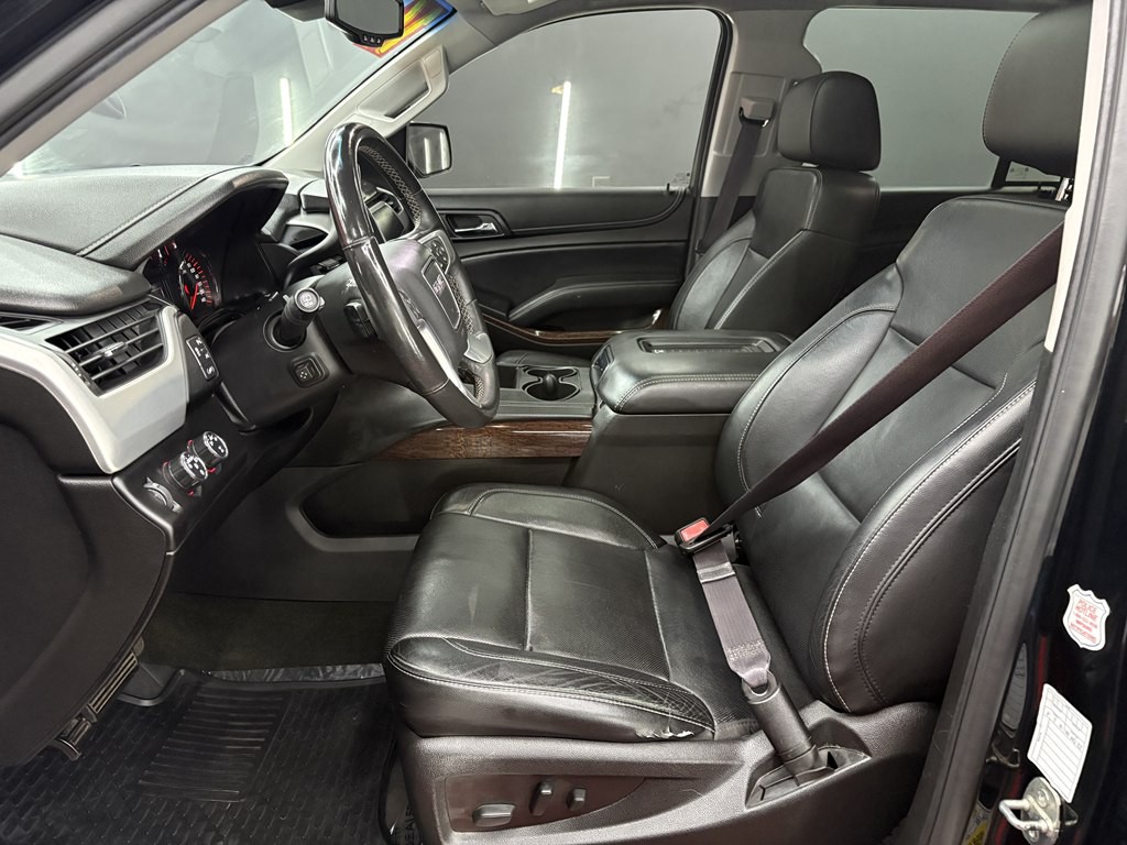 2016 GMC Yukon Image 9