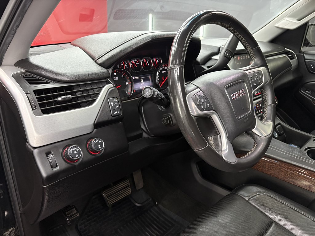 2016 GMC Yukon Image 18