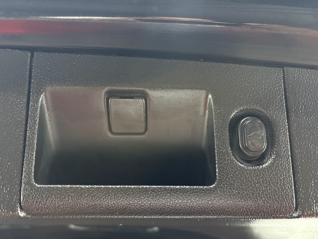 2016 GMC Yukon Image 34