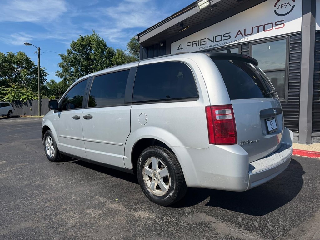 2008 Dodge Grand Caravan Image 4