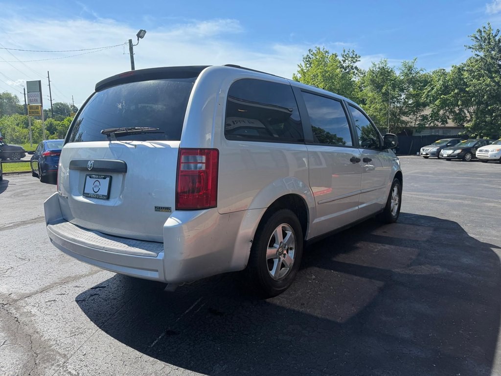 2008 Dodge Grand Caravan Image 6