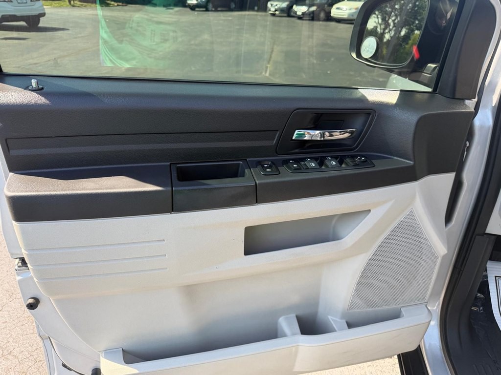 2008 Dodge Grand Caravan Image 7
