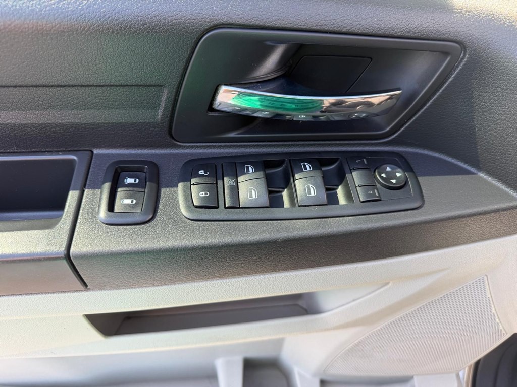 2008 Dodge Grand Caravan Image 8