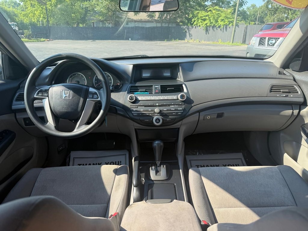 2010 Honda Accord Image 12