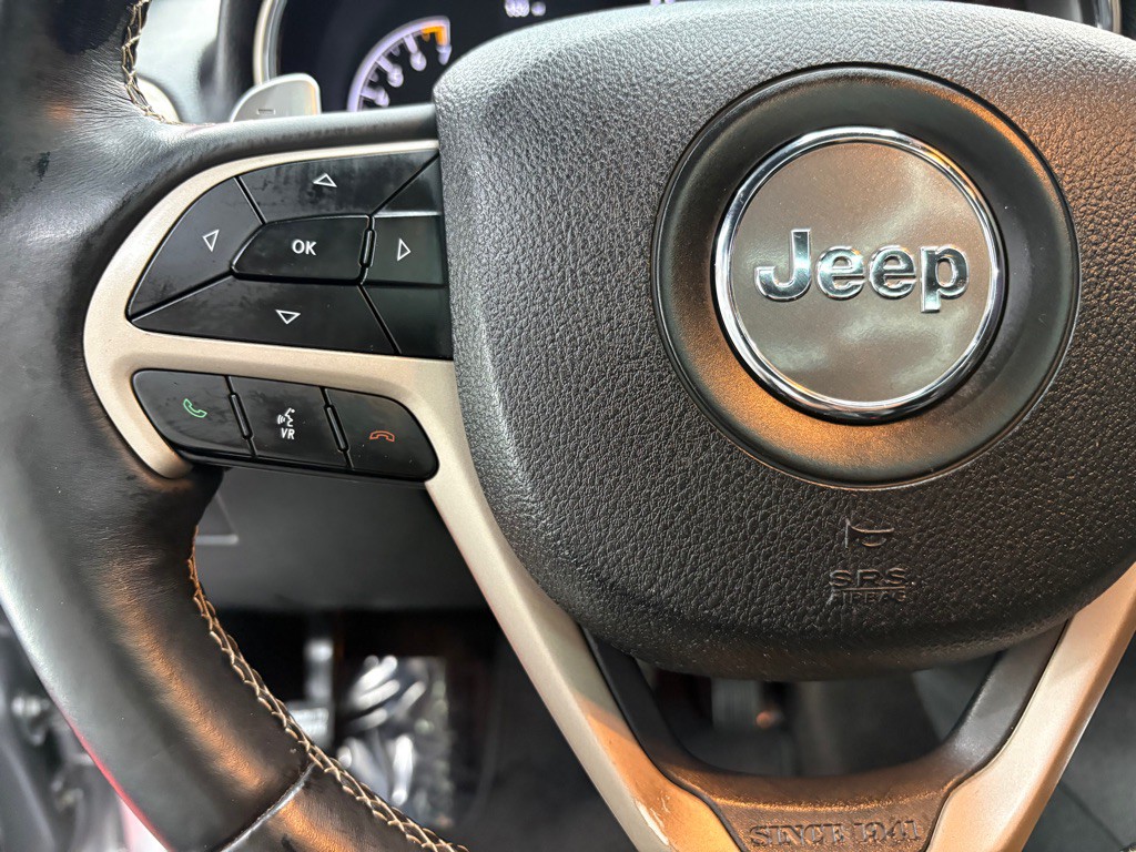 2017 Jeep Grand Cherokee Image 18
