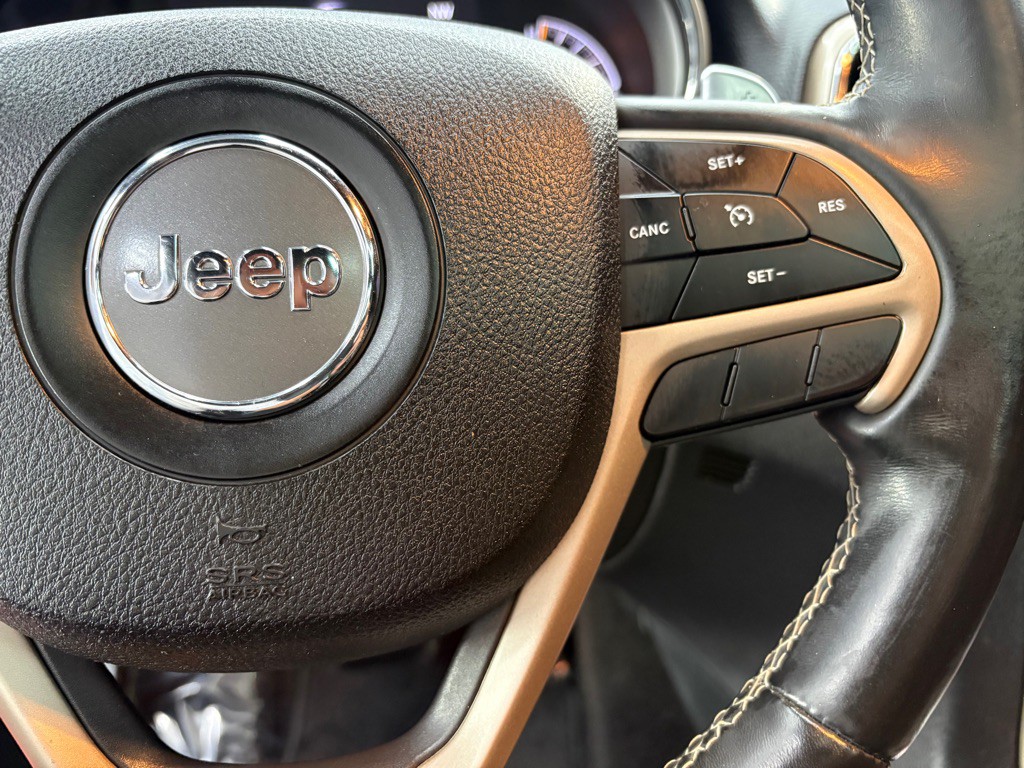 2017 Jeep Grand Cherokee Image 19