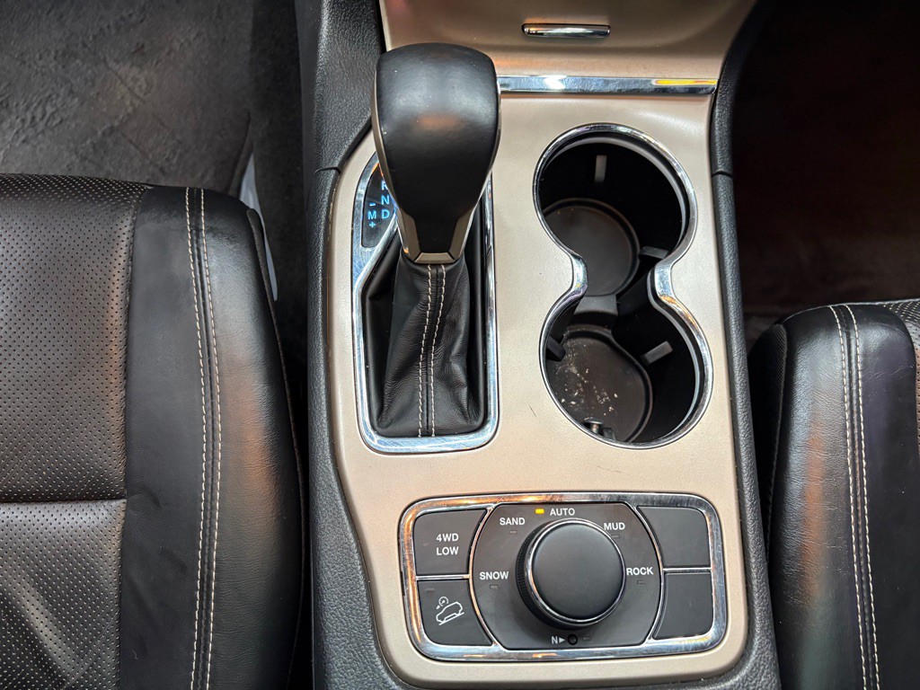 2017 Jeep Grand Cherokee Image 21