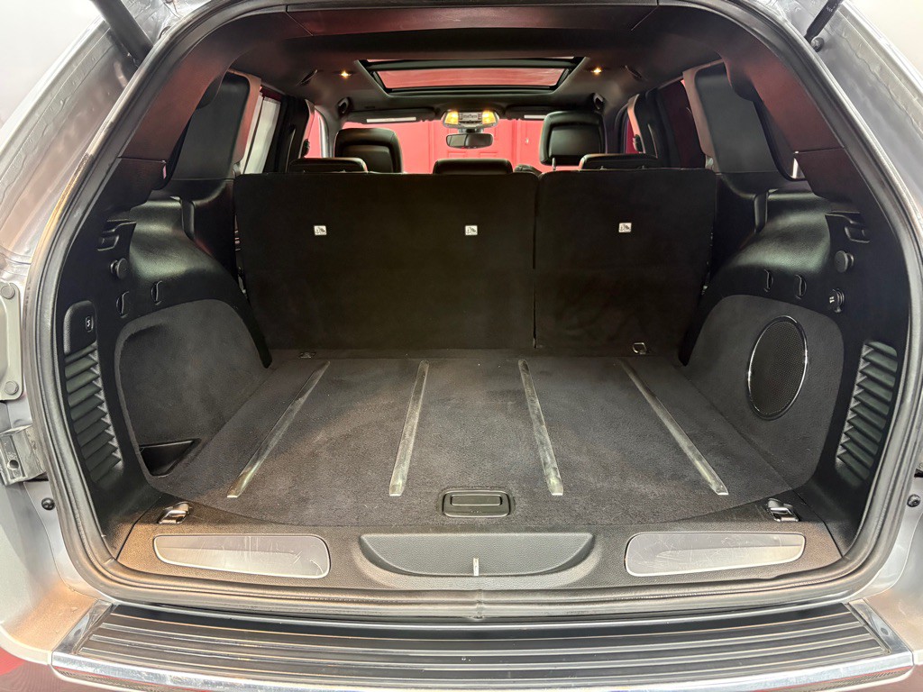 2017 Jeep Grand Cherokee Image 28