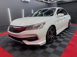 Image for 2016 Honda Accord Touring ID: 7562508
